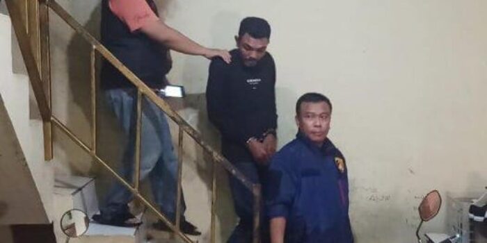 Markas Debt Collector Digerebek Polisi