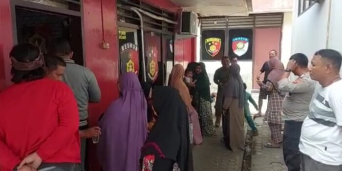Terduga Pencuri Emas Ditangkap, Warga Geruduk Polresta Gorontalo Kota