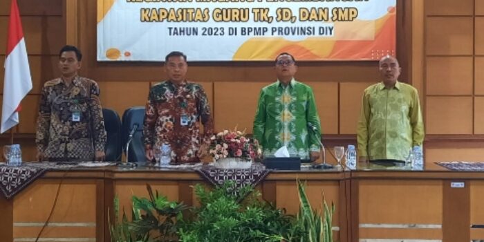 Bupati Gorut Lepas 20 Peserta Magang di Yogyakarta