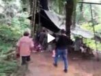 Video Polisi Gerebek Tempat Pembuatan Cap Tikus di Gorut