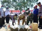 Bupati Bolmut Ikut Musnahkan Ratusan Liter Miras dan Pil OT