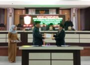 Bupati Thariq Serahkan Dokumen Ranperda LPJ APBD 2022 ke DPRD