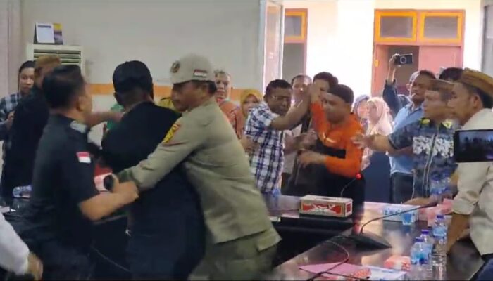Penambang dan Wakil Ketua DPRD Pohuwato Nyaris Baku Pukul