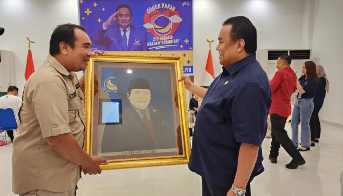 Rachmat Gobel Terima Hasil Karya Seni Narapidana Lapas Pohuwato