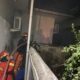 Damkar Kota Gorontalo Setelah Mematikan Sumber Api Yang Disebabkan Oleh Pembakaran Sarang Tawon. Foto/Yayan