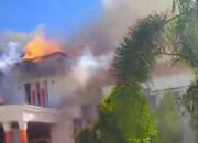 Usai Rusak Fasilitas PT PGP, Penambang Kini Bakar Kantor Bupati Pohuwato