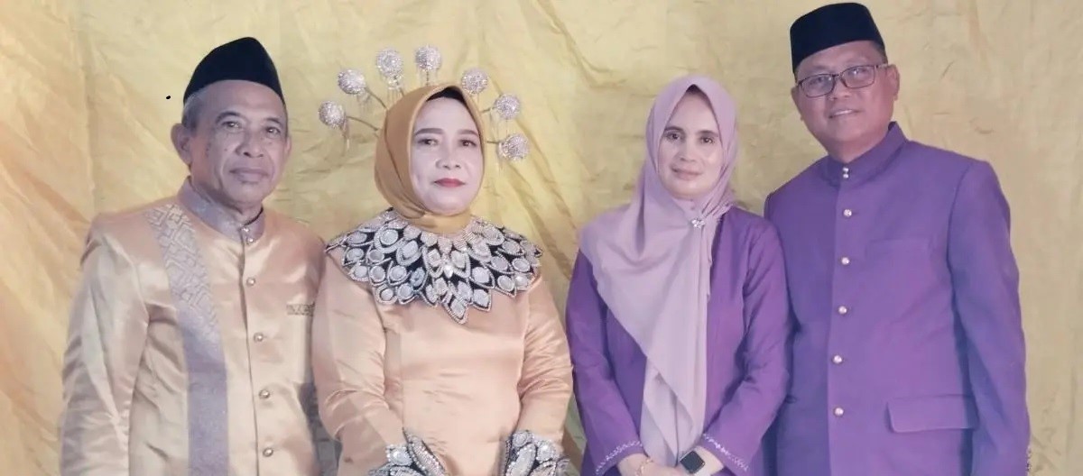 Molopu Camat Sumalata