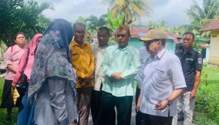 Paris Jusuf Kunjungi Desa Teratai Tindak Lanjut Keluhan Warga