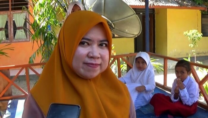 Orang Tua Siswa SDN 7 Bulango Utara Keluhkan Ruang Belajar Tak Layak