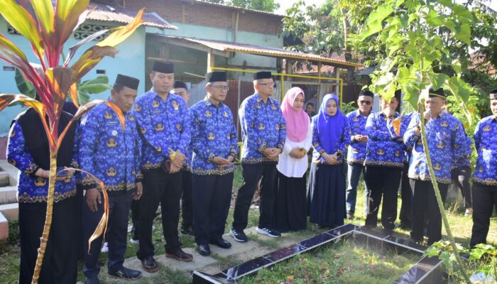 KORPRI Kota Gorontalo Ziara Sejumlah Makam Mantan Pejabat