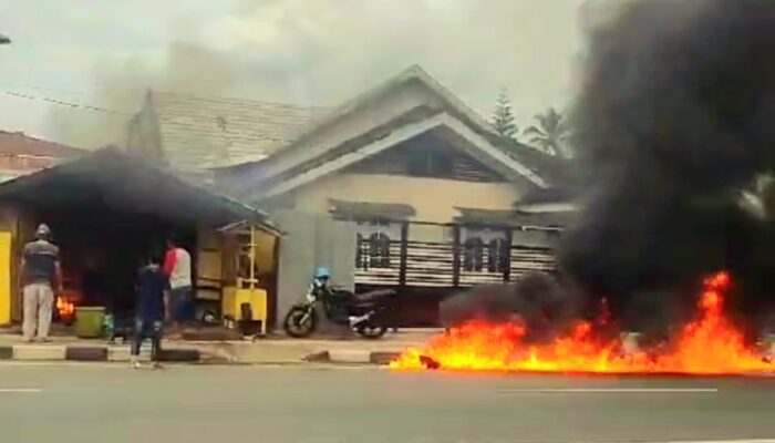 Bengkel Motor di Gorontalo Nyaris Dilalap Api, Pemilik Alami Luka Bakar