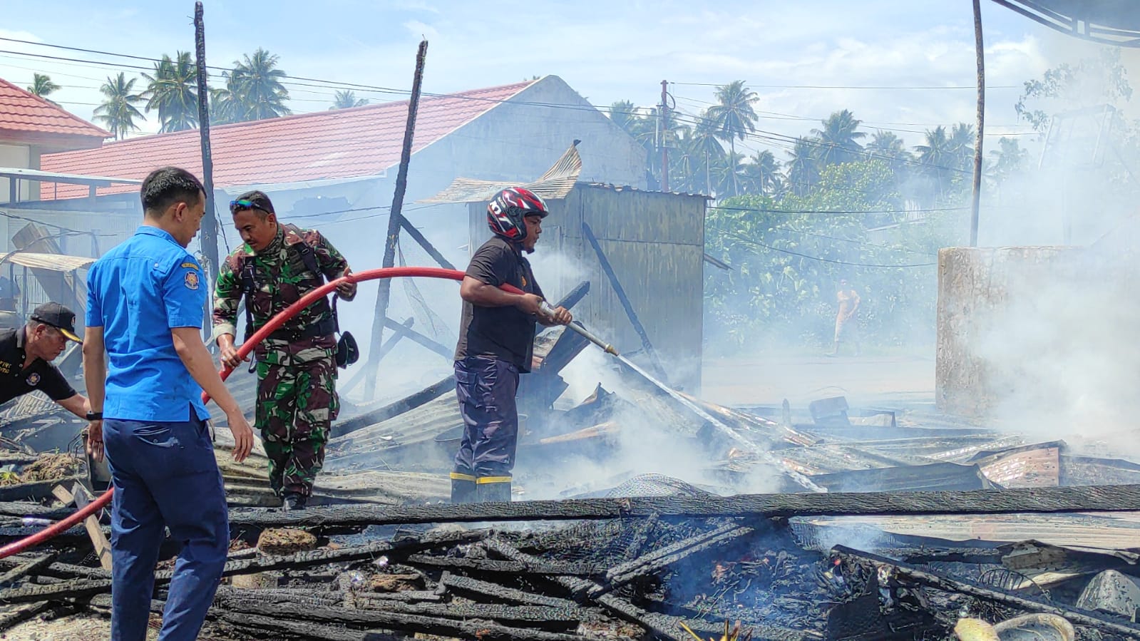 Warung Terbakar