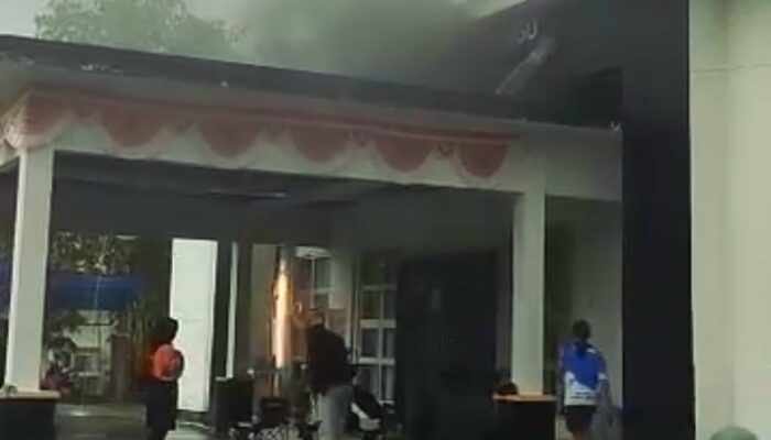 Korsleting, Kantor BAPPEDA Bone Bolango Nyaris Terbakar