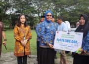 Tiga Ahli Waris Anggota Korpri Bone Bolango Terima Santunan