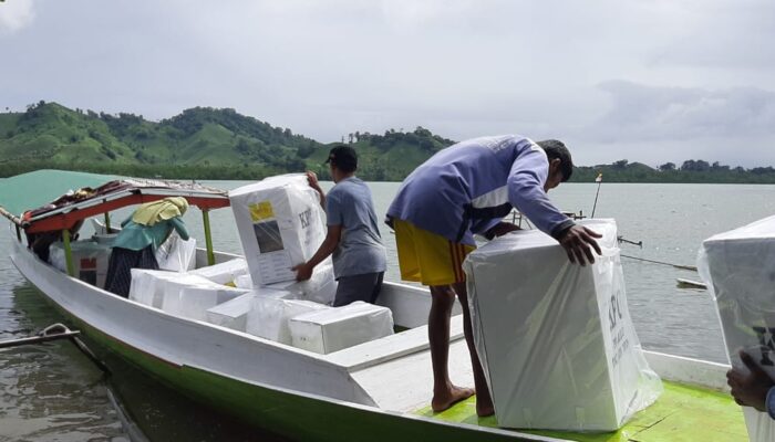 Sempat Tertunda, Distribusi Logistik Pemilu ke Pulau Dudepo Tiba di Lokasi