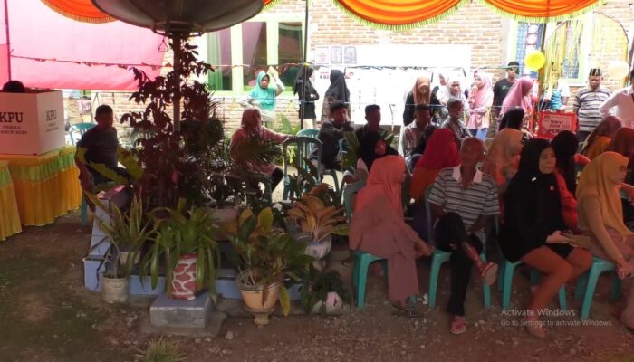 TPS Horor di Gorontalo, Warga Coblos di Tengah Kuburan