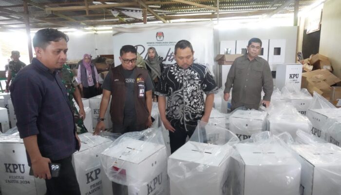Penjagub Gorontalo Pastikan Pendistibusian Logistik ke TPS tidak Bermasalah