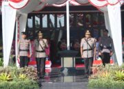 Upacara Farewell And Welcome Parade Kapolda Gorontalo Dari Irjen Pol. Drs. Angesta Romano Yoyol Ke Brigjen Pol. Drs. Pudji Prasetijanto Hadi