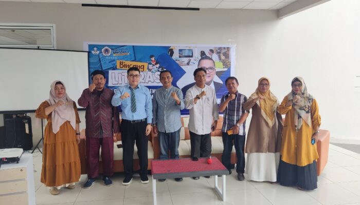 UNG Dorong Mahasiswanya Kembangkan Hasil Penelitian menjadi Buku