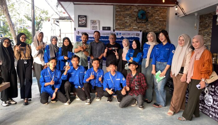 Mahasiswa Magang Jurnalistik UNG Gelar Bincang Seputar Jurnalistik