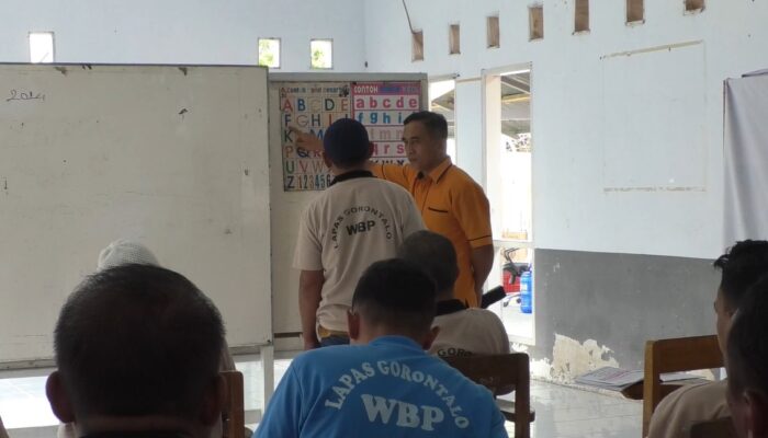 Puluhan Napi Buta Aksara Belajar Baca Tulis di Lapas Gorontalo