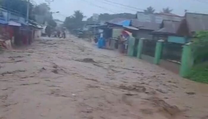 Banjir Bandang Terjang Kelurahan Tenilo dan Donggala, Gorontalo