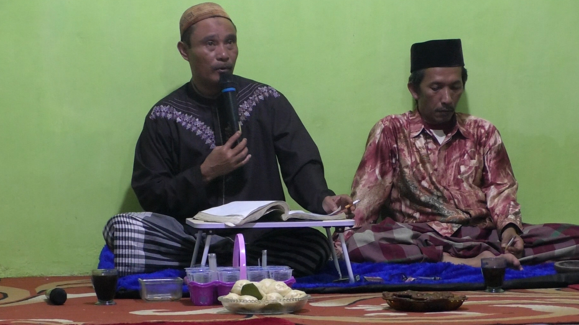 Helmi Podungge dan Sabrin Gani