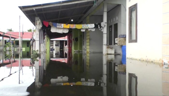 Ratusan Rumah di Telaga Jaya Terendam Banjir, Ketinggian Air Capai 1 Meter