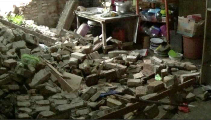 6 Rumah Rusak Terkena Longsor di Kota Gorontalo