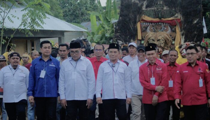 Pendaftaran Dedy-Riko di KPU Boalemo Dimeriahkan Pertunjukan Seni Reog Ponorogo