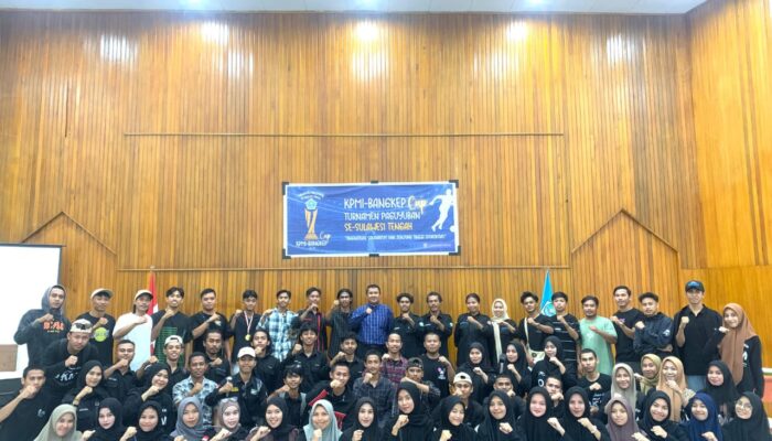 Sambut HUT ke-24, KPMI-BANGKEP Gelar Turnamen Sepakbola Se-SulTeng