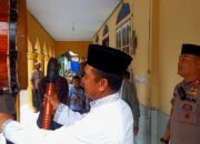 Peduli Tempat Ibadah, Polres Bone Bolango Sumbang Beduk di Masjid Hidayatullah