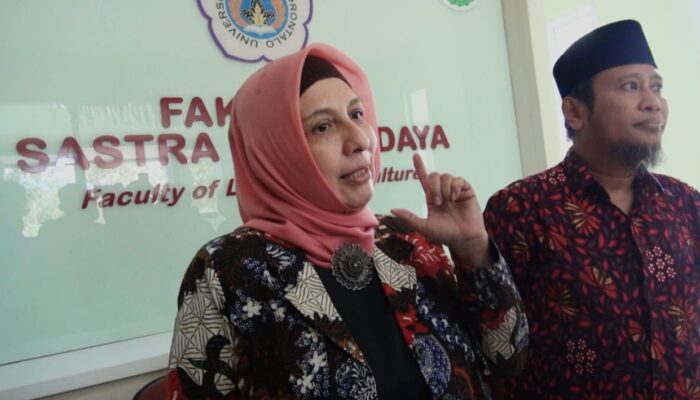 Intip dan Rekam Mahasiswi Juru Parkir di Kampus UNG Dipecat