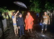 Cawabup Risman Tolingguhu Bantu Korban Banjir di Kabila Bone