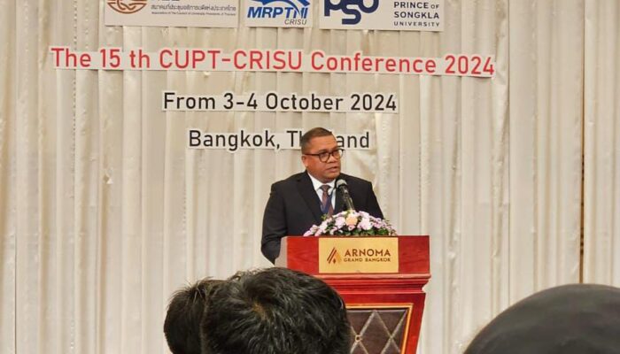 Rektor UNG Jadi Pembicara pada Forum The 15 CUPT-CRISU Conference 2024 di Thailand