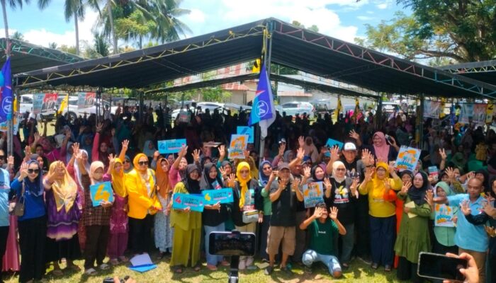 Gusnar-Idah Kampanye Dialogis di Tilamuta, Warga: Torang GAS