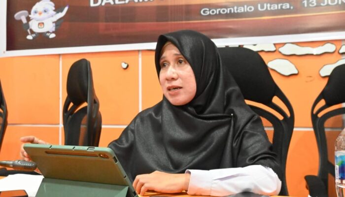 KPU Gorut Serahkan Hasil Pemeriksaan Kesehatan Bapaslon