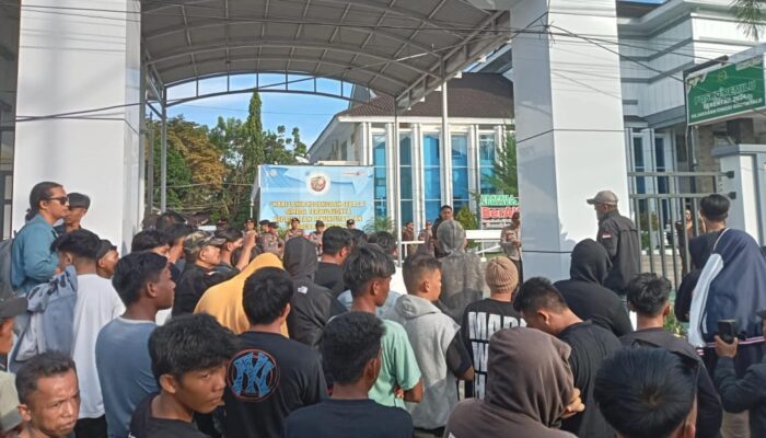 LSM Bongkar dan Bara JP Demo Kejati Gorontalo Bawa 2 Tuntutan