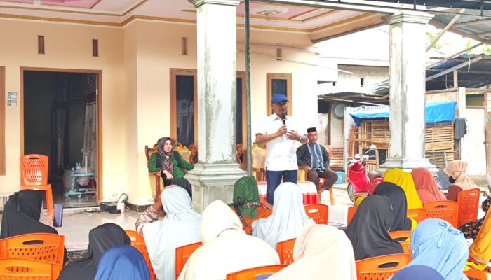 Blusukan di Desa Botubilotahu, Pasangan SIAP Jelaskan Manfaat Investasi bagi Daerah