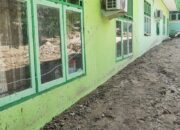 Lumpur di MTS Negeri 1 Pohuwato Setinggi 1 Meter, Nyaris Sentuh Jendela Sekolah