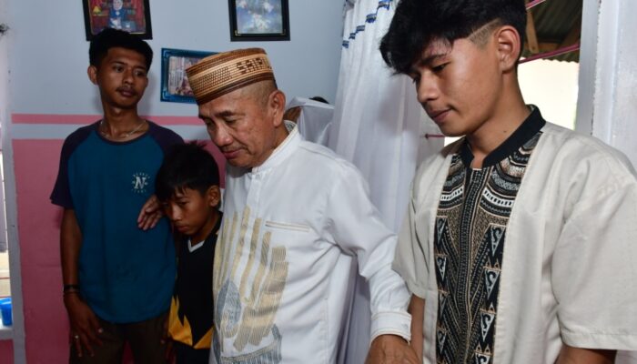 Bupati Saipul Kunjungi Rumah Pasien Meninggal Usai Ditolak RS Bumi Panua