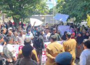 Isu Hutan Desa Digarap Perusahaan Tambang, Massa Demo di Kantor DLHK Gorontalo