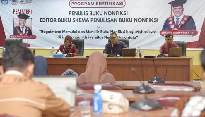 UPA PKK UNG Bekali Mahasiswa Keterampilan Menulis Buku Nonfiksi