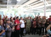 Menteri Nusron Serahkan 965 Sertipikat Konsolidasi Tanah di Jawa Tengah