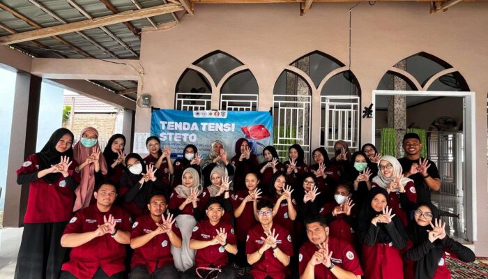 Tim Medis Fakultas Kedokteran UNG Gelar Pemeriksaan Kesehatan Gratis