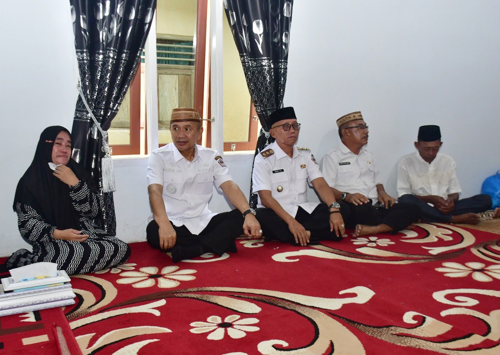 Regina Mahasiswa Gorontalo