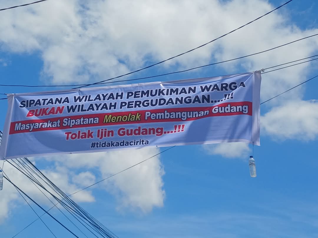 Tolak Pembangunan Gudang