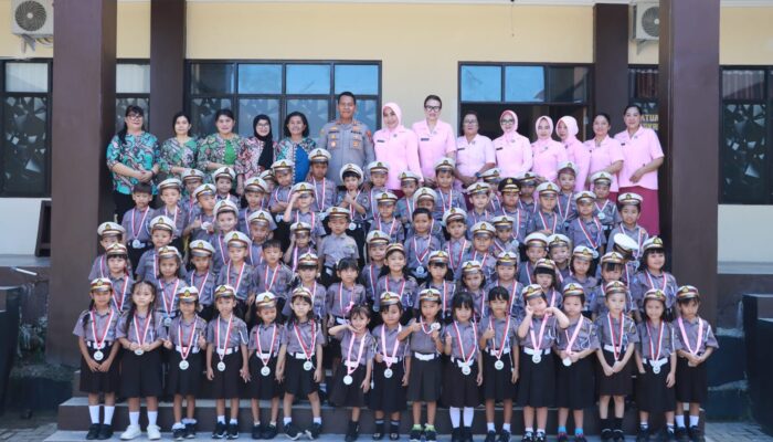 Penuh Meriah, Kapolres Kotamobagu Hadiri Penamatan Siswa TK Bhayangkari 04