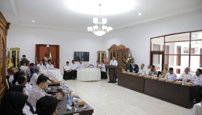 Pemerintah se-BMR Bahas Peningkatan SDM dan Rencana Pembangunan Universitas