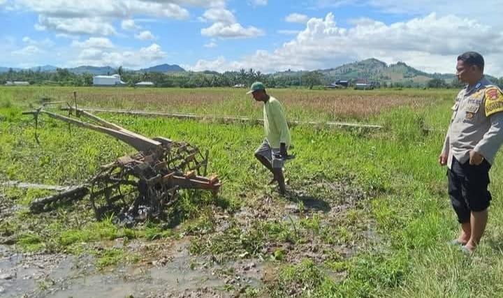 mesin traktor hilang di area persawahan